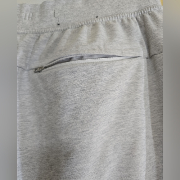 Lululemon City Sweat Jogger French Terry 27" Heathered Ultra Light Grey Medium - Picture 9 of 10